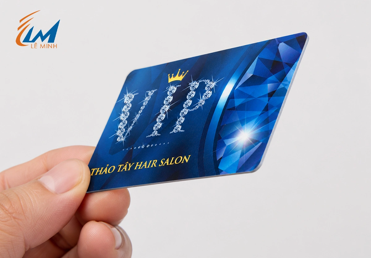 In thẻ khách hàng thân thiết bằng nhựa